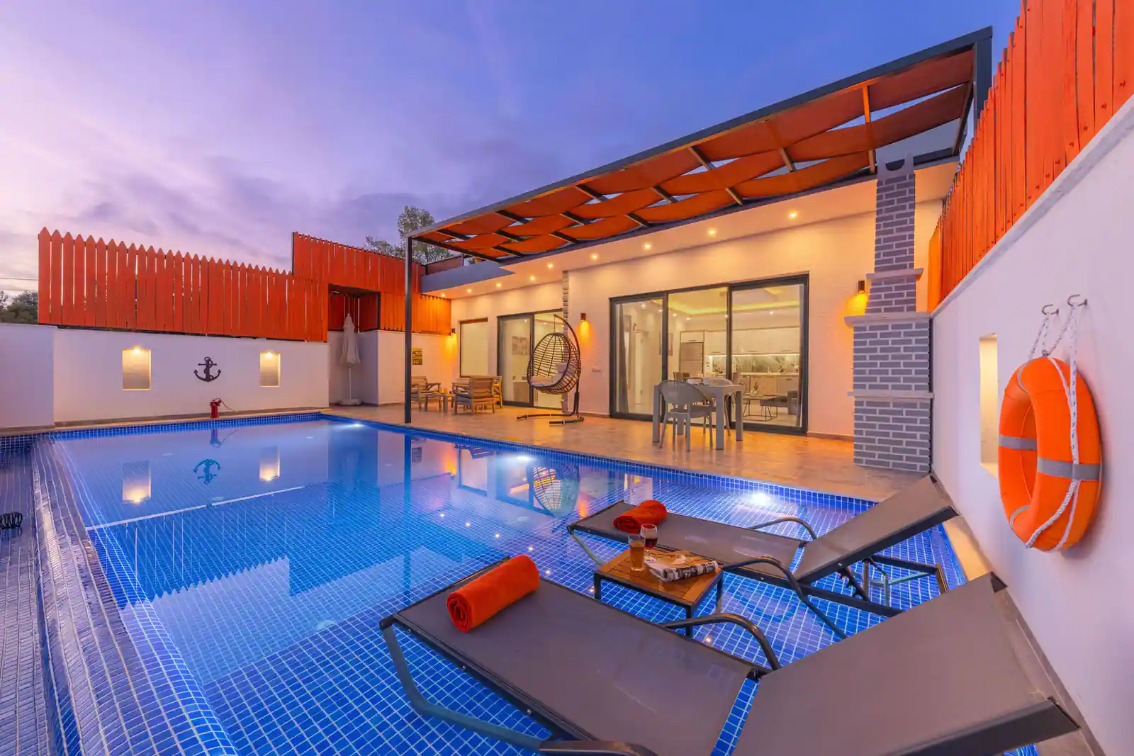 4 Bedroom Duplex Shortlet With Private Pool photo 1
