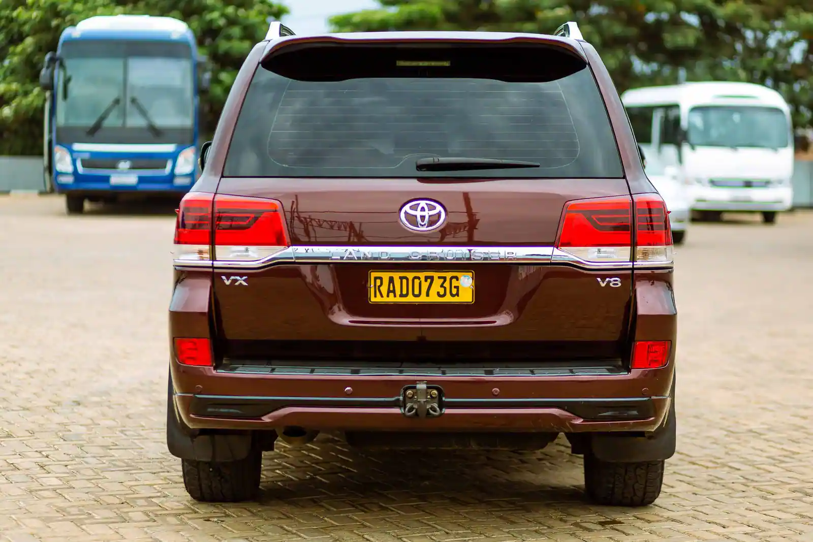 Toyota Land Cruiser Prado photo 2
